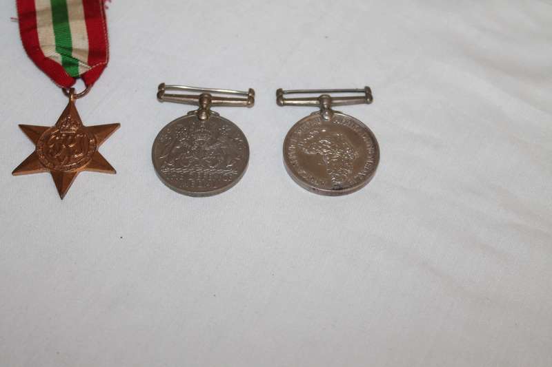 5 Medals and extra Ribbons