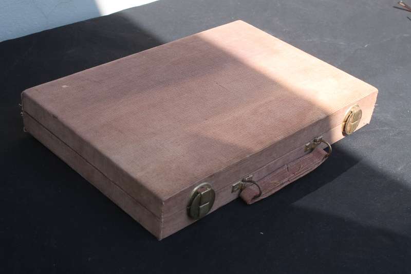 Backgammon in case