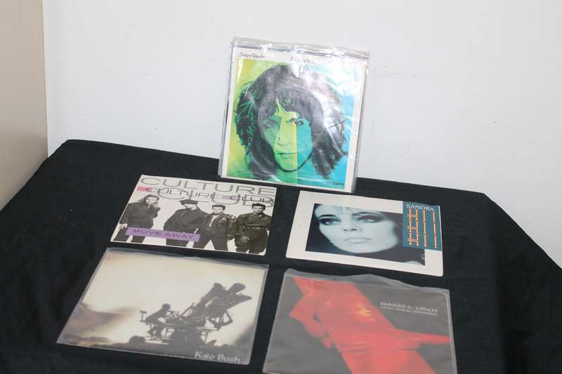 10 Picture Sleeve 7 Singles