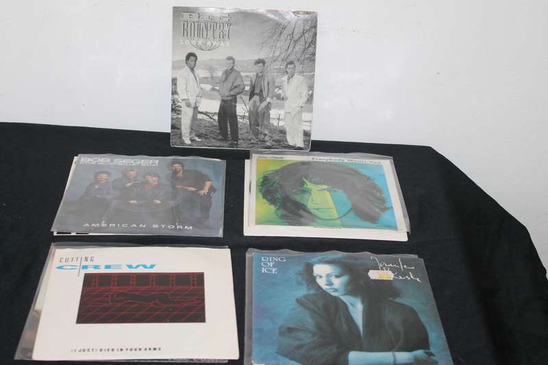 10 Picture Sleeve 7 Singles