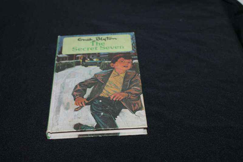 Enid Blyton The Secret Seven