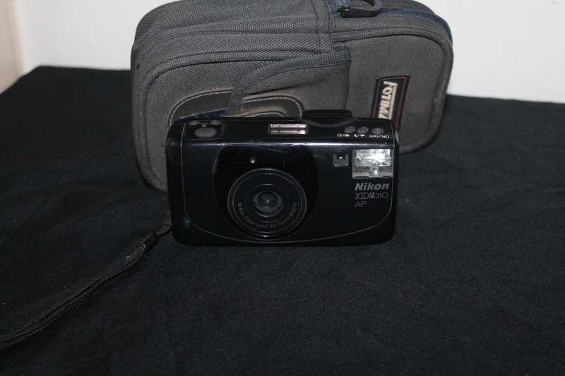 Nikon 100M310AF Film Camera