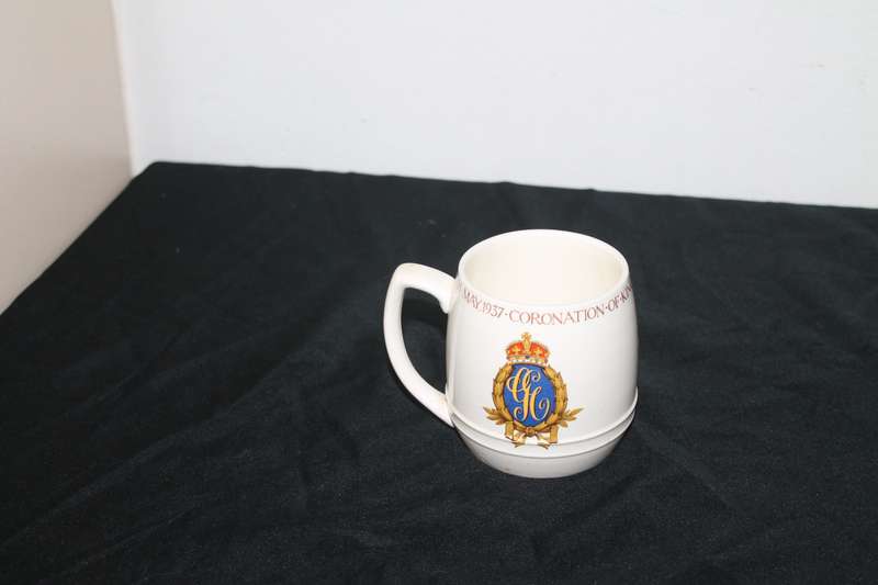 Queen Elizabeth Mug