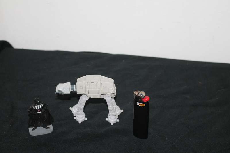Star Wars AT AT & Mini Darth Vader