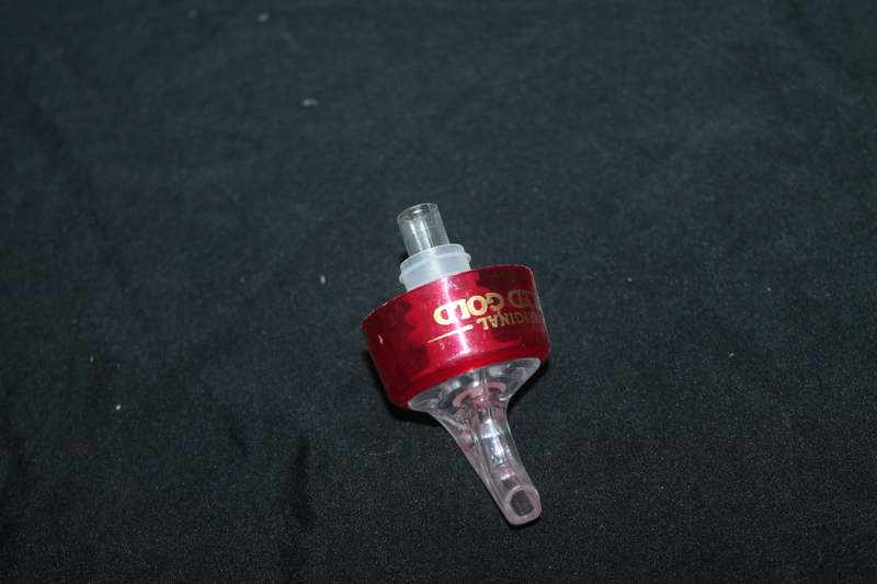 Spiced Gold Bottle Pourer