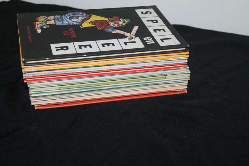 10 Children's Books Daan Retief Uitgewers Lot 1