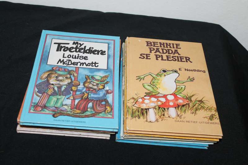 Lot of 10 Children's Books Daan Retief Uitgewers Lot 2
