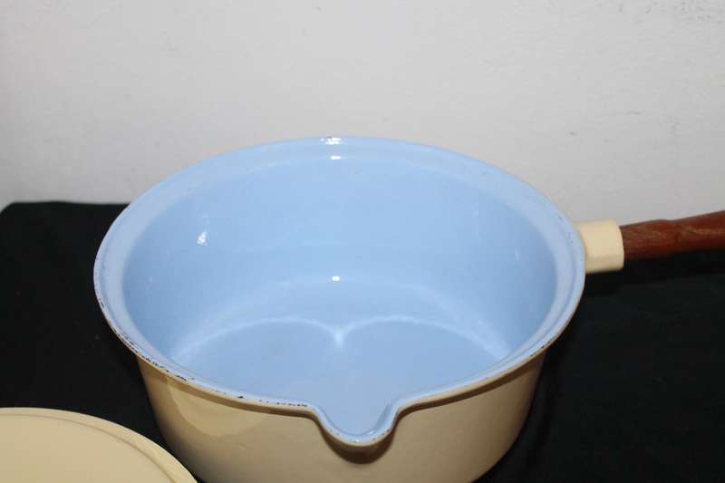 Enamel Frying Pan and Pot