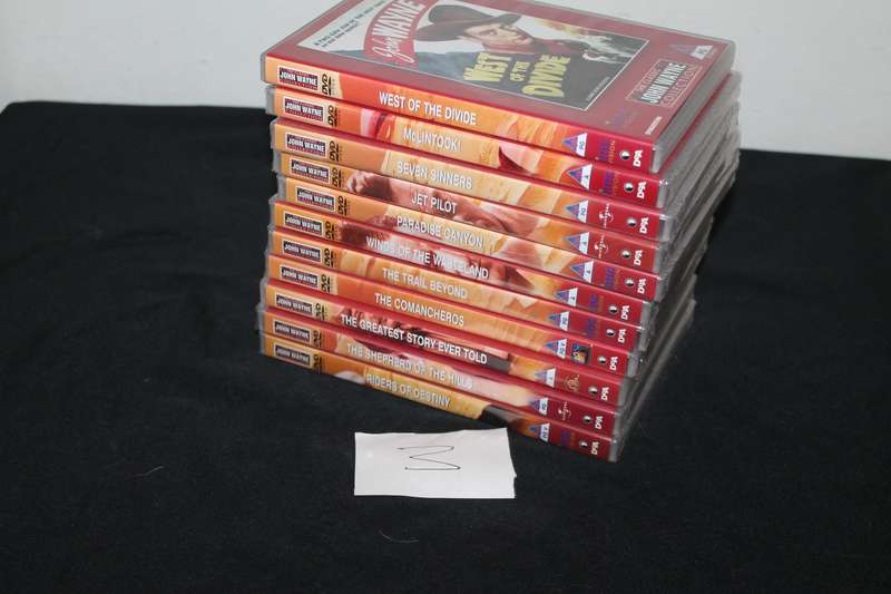 11 John Wayne Movies lot 3