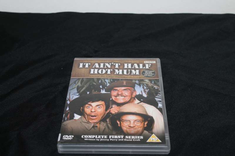It ain't half hot mum first series