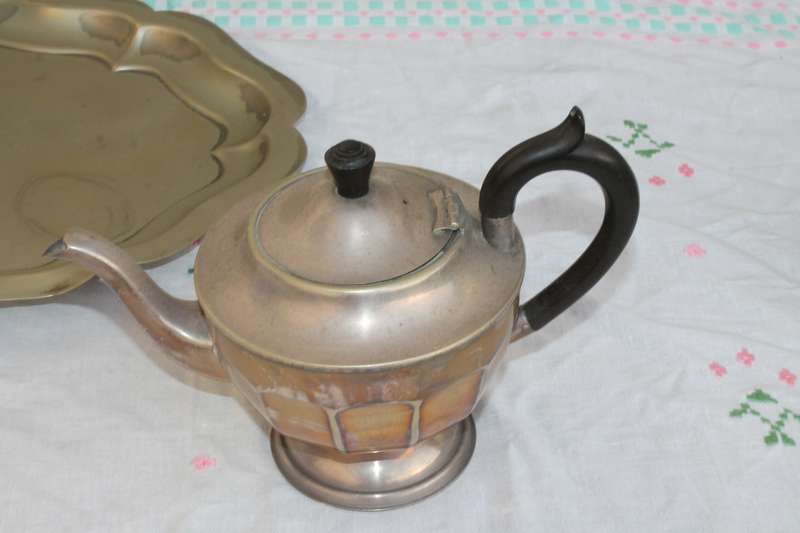 Plated Tea Set TLC