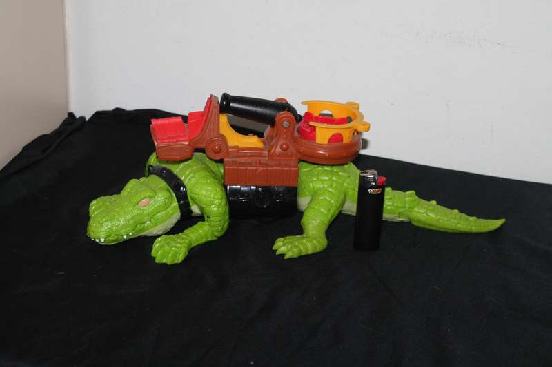 Walking Crocodile / Alligator Matell 2015