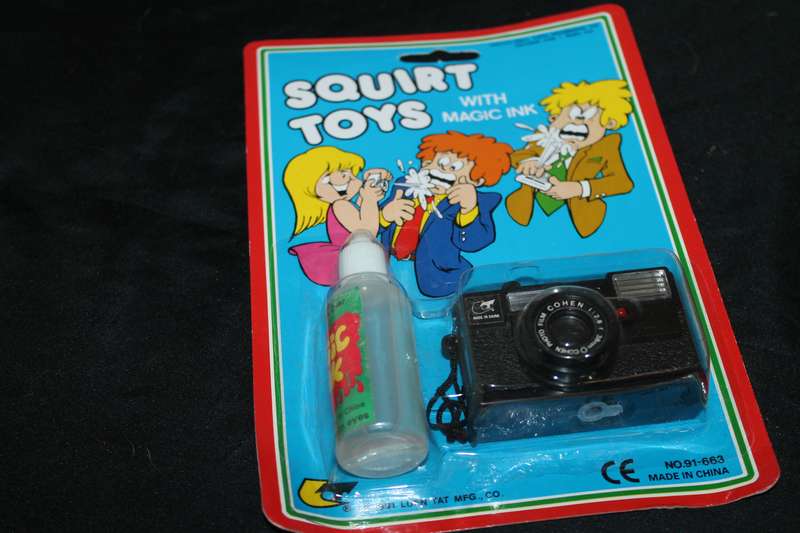 Sealed Vintage Novelty Squirt Camera