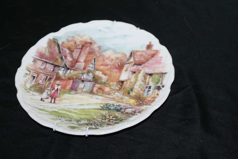Royal Osborn Wall Plate 2 Girls