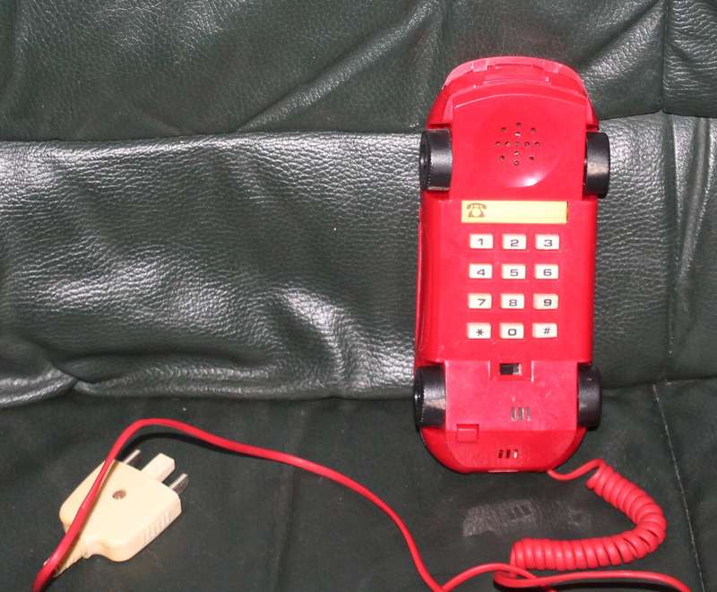 Vintage Phone in Car Shape