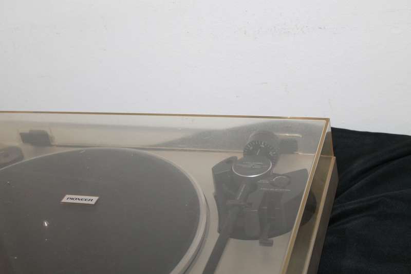 Pioneer PL420 Turntable
