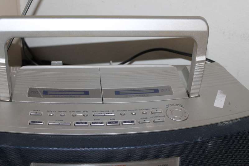 Power Blaster Radio/tape cd player