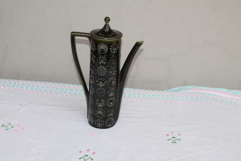 Retro 1960's Totem Susan Williams Ellis Coffee Pot
