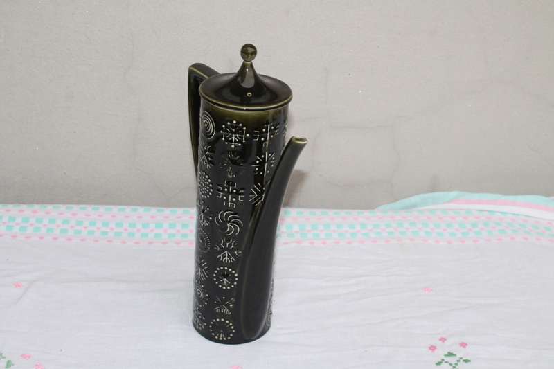 Retro 1960's Totem Susan Williams Ellis Coffee Pot