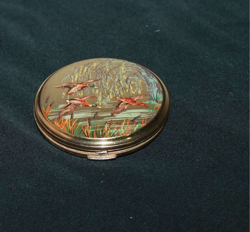 Vintage Powder Compact Ducks