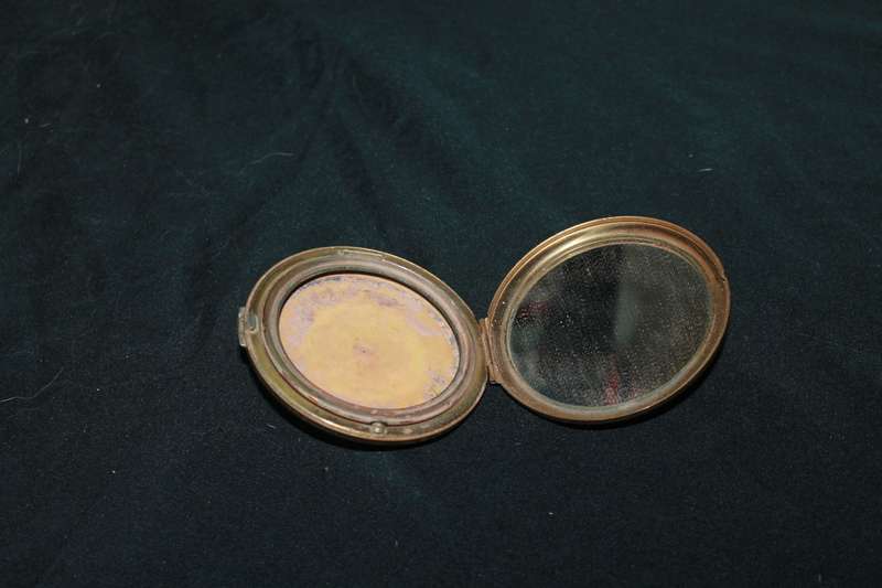 Vintage Powder Compact Ducks