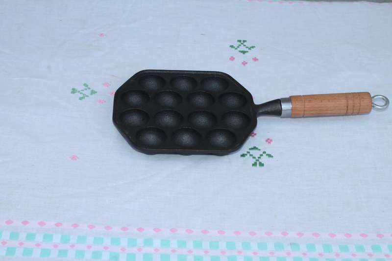 Cast Iron Escargot Pan