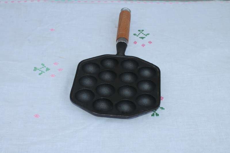 Cast Iron Escargot Pan