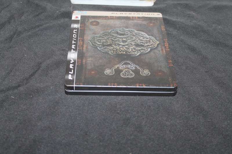 PS 3 Uncharted 2 Among Thief's Steel Book