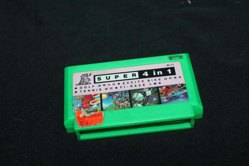 TV Game Cartridge Super 4 in 1
