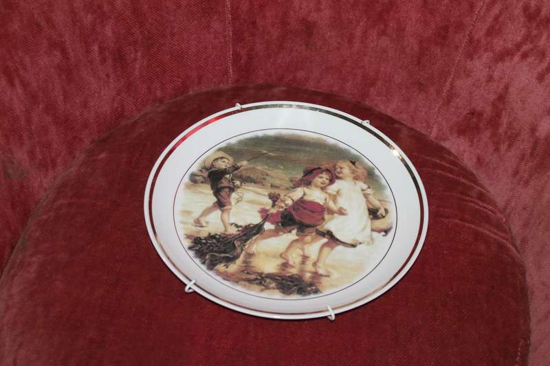 Pears Print Wall Plate Sea Horses