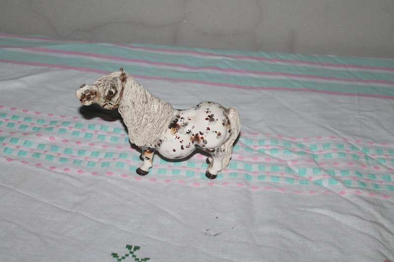 Cheval Horse Figure