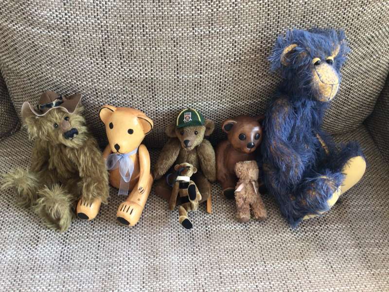 Teddy Bear Family looking for a new home
