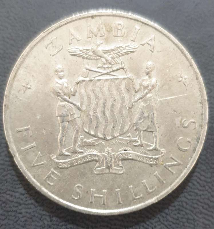 ZAMBIA 1965   Independence Commemorative issue 5 Shillings/Crown  @@ R1 No reserve