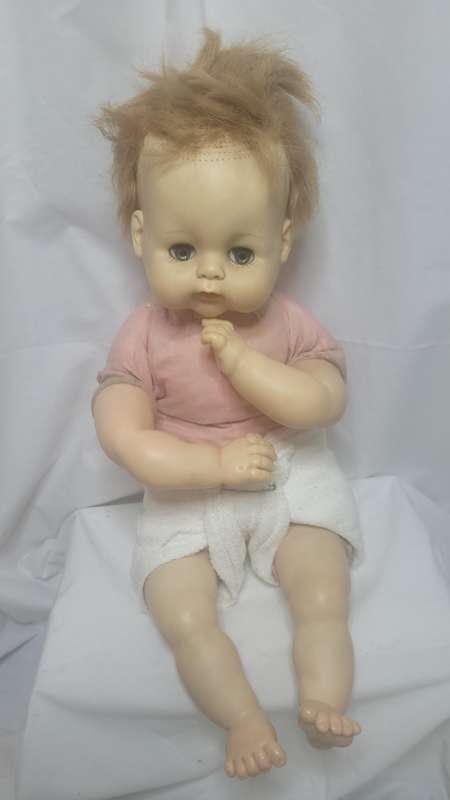 Very pretty vintage S.A.D. baby doll