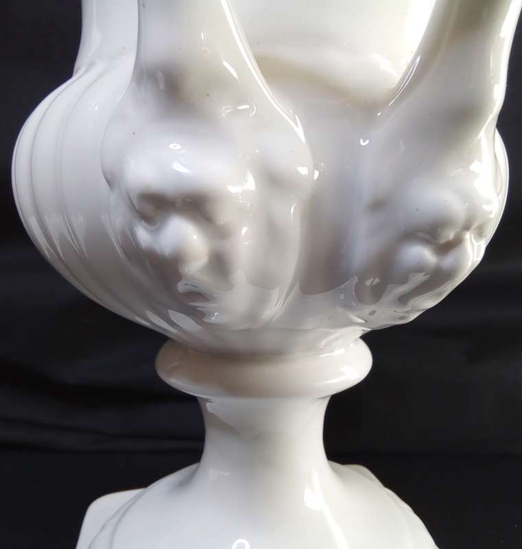 Stunning large vintage Italian Medici style vase