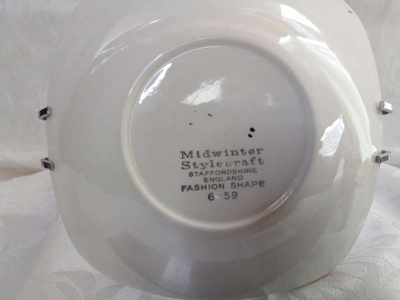 Stunning 1950's Bon bon dish in excellent condition