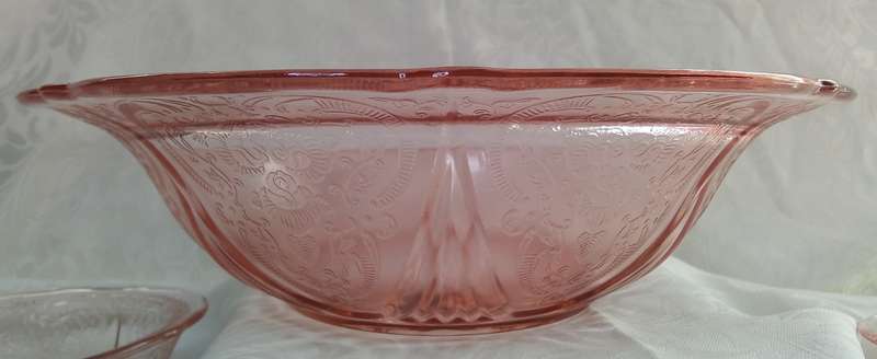 1930's Pink Royal Lace depression glass serving bowl with five sherbet dishes