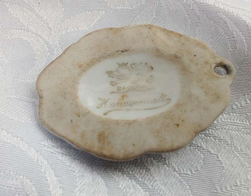 Beautiful vintage hand painted Bavarian porcelain pendant
