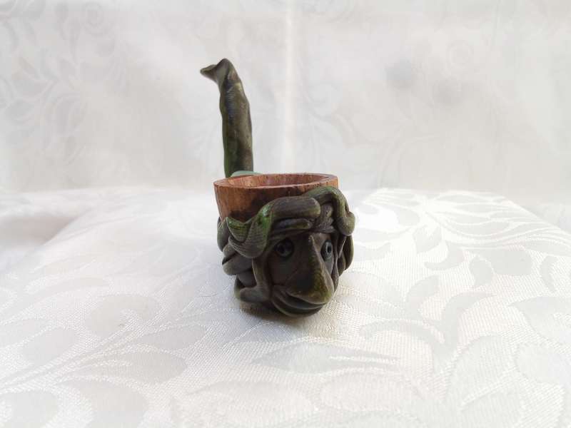 Stunning hand made vintage Peruvian pipe