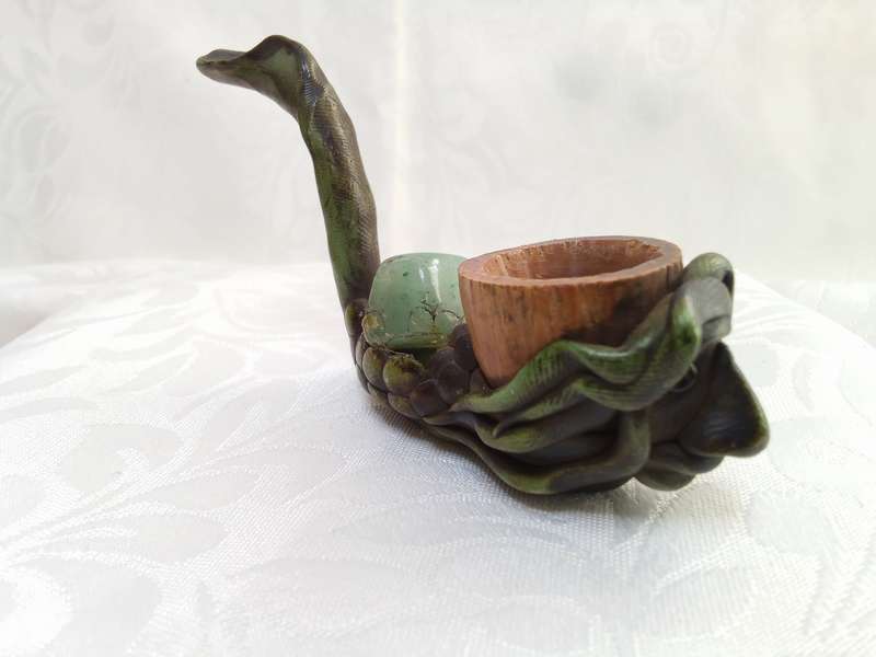 Stunning hand made vintage Peruvian pipe