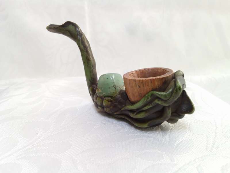 Stunning hand made vintage Peruvian pipe