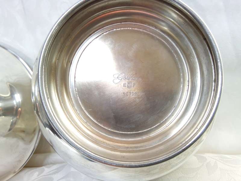 Two very pretty vintage silver plated bowls