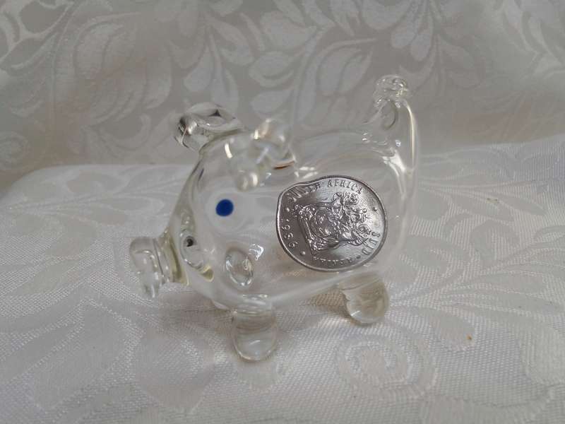 Cutest little vintage glass pig with an "old-fashioned" 10c coin inside
