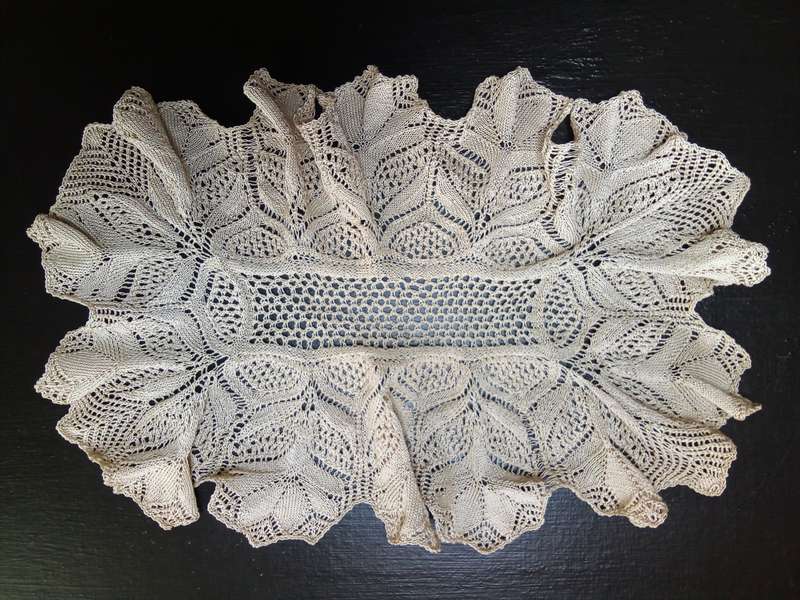 Breathtakingly beautiful vintage hand knitted doily