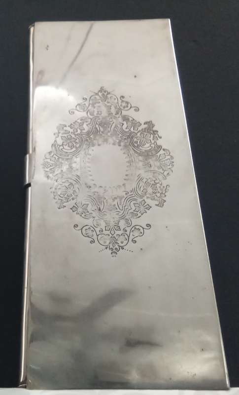 Stunning vintage cigarette case