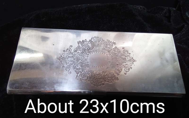 Stunning vintage cigarette case