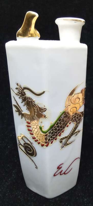 Exquisite vintage Japanese whistling Sake jug with 4 cups