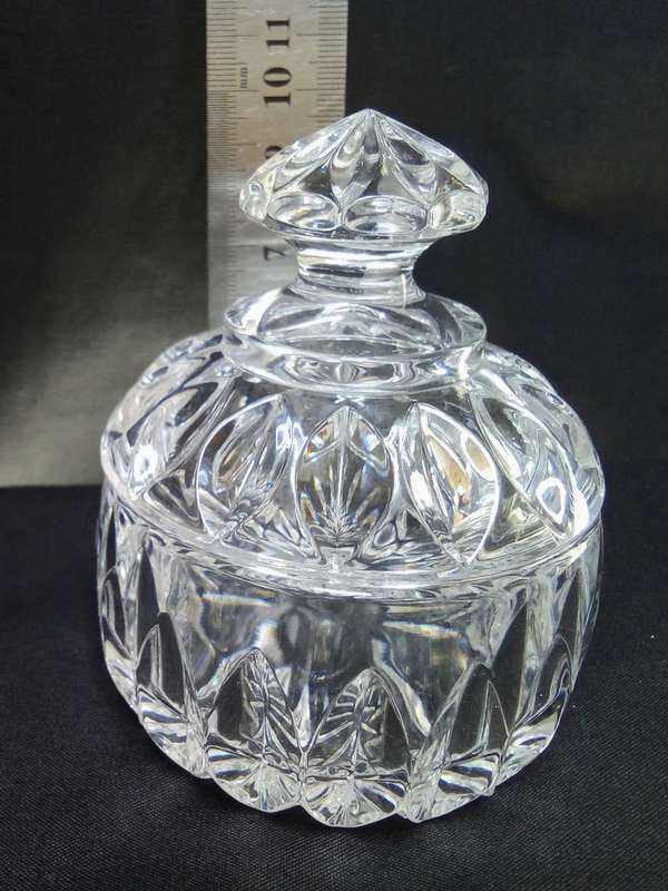 Exquisite vintage sugar bowl & lid - Althea (Cut) by Gorham Crystal
