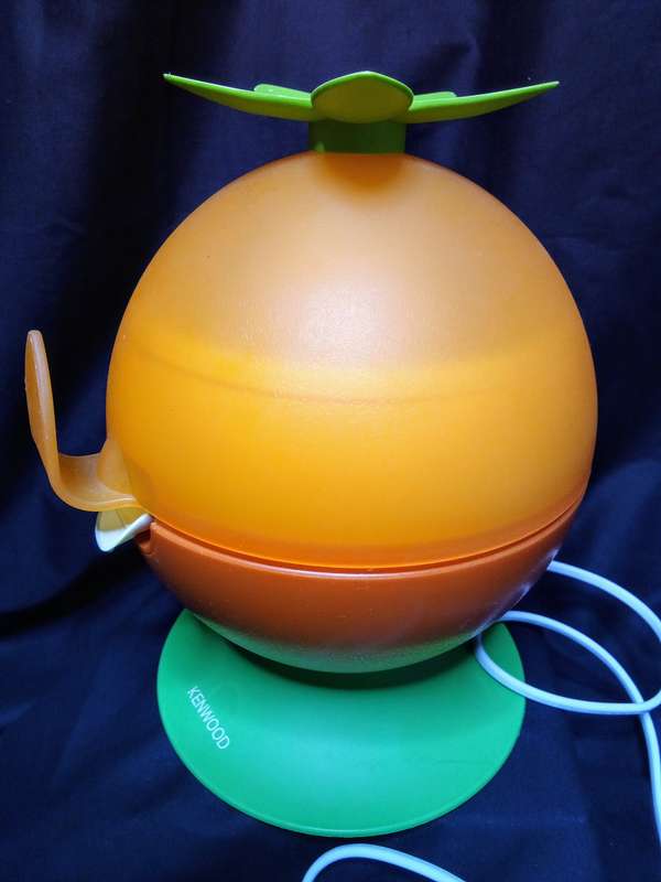 Quirky Kenwood citrus juicer in excellent vintage condition