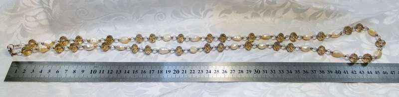 Stunning vintage necklace with fresh water pearls, and amber crystal beads